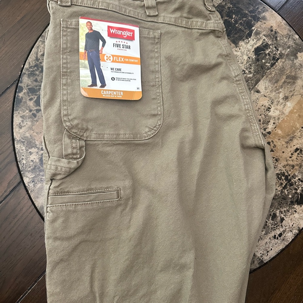 Wrangler Men's Tan Cargo Pants